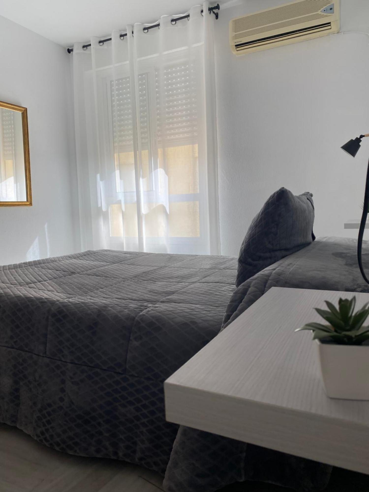 Apartamento Almenas Écija Екстериор снимка